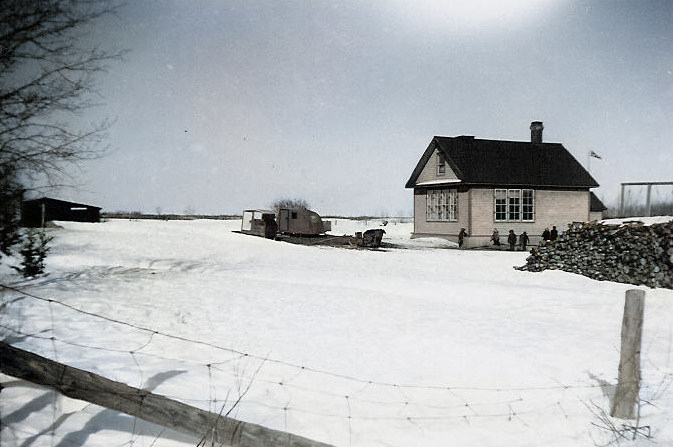 Ormaux School District No.2943, South east corner of the south east quarter of section 5 township 53 range 7 west of the third , January 15, 1915,